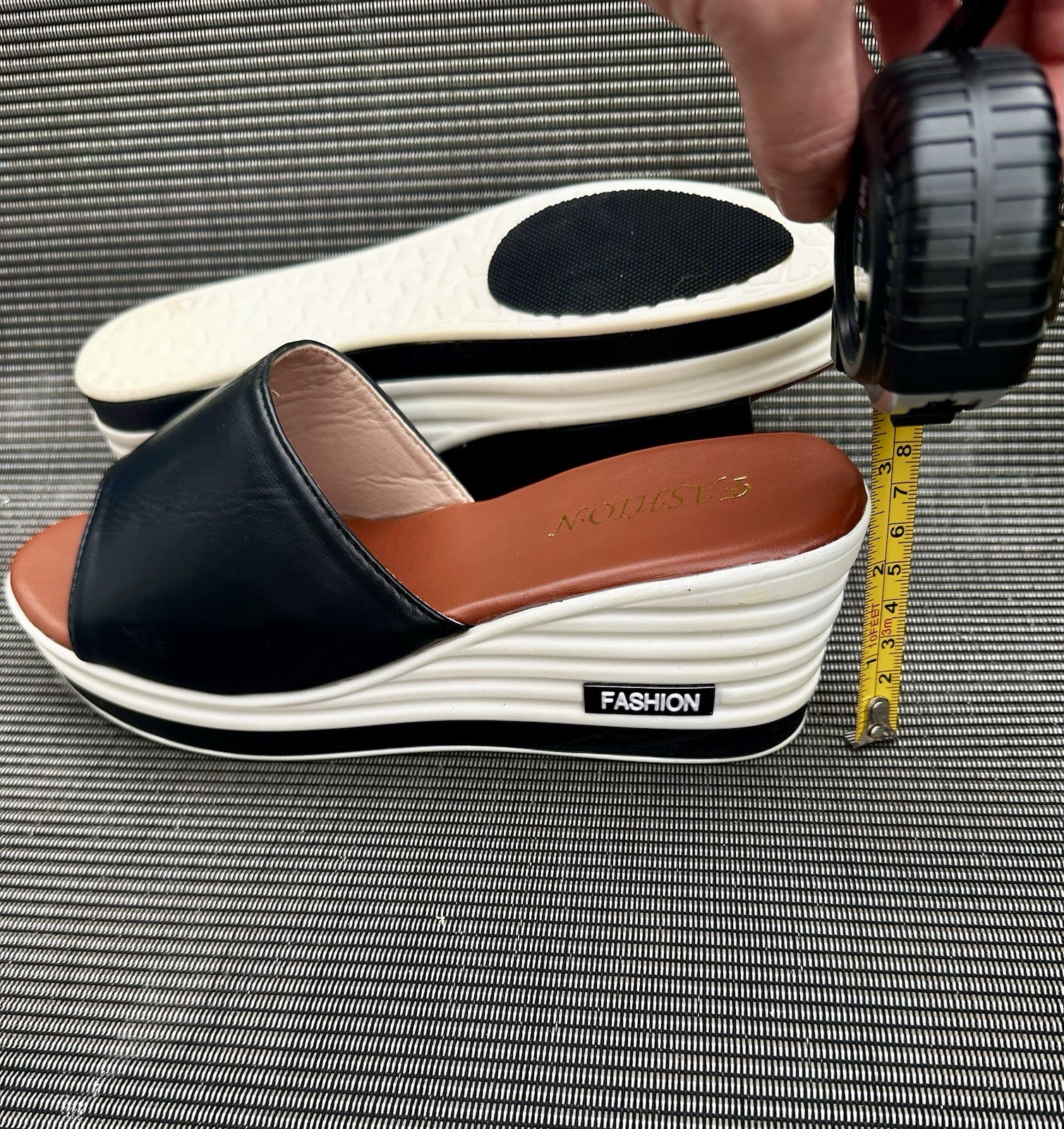 2 pair Women’s Wedge Slide Sandals Black & Beige US 8 EU 40 Slip-On Synthetic
