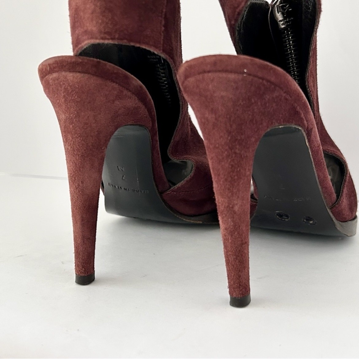 Diane von Furstenberg Suede Slingback Heels Shoe Pump Zip Burgundy Maroon Size 7