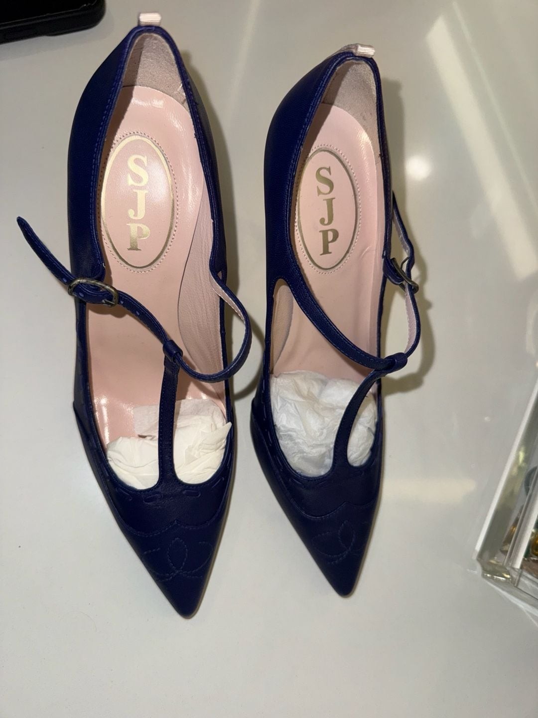 SJP Sarah Jessica Parker Navy Leather T-Strap Pointed Toe Heels Size 36