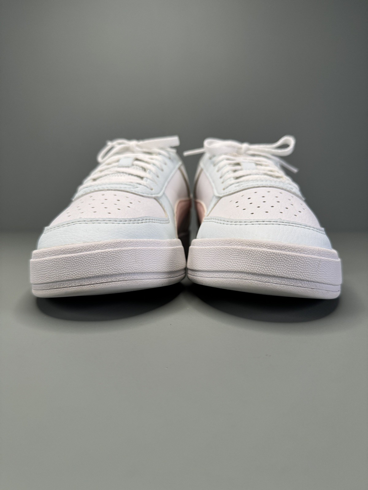 Puma Caven 2.0 Women’s Size 4 White Pink Casual Sneakers Excellent