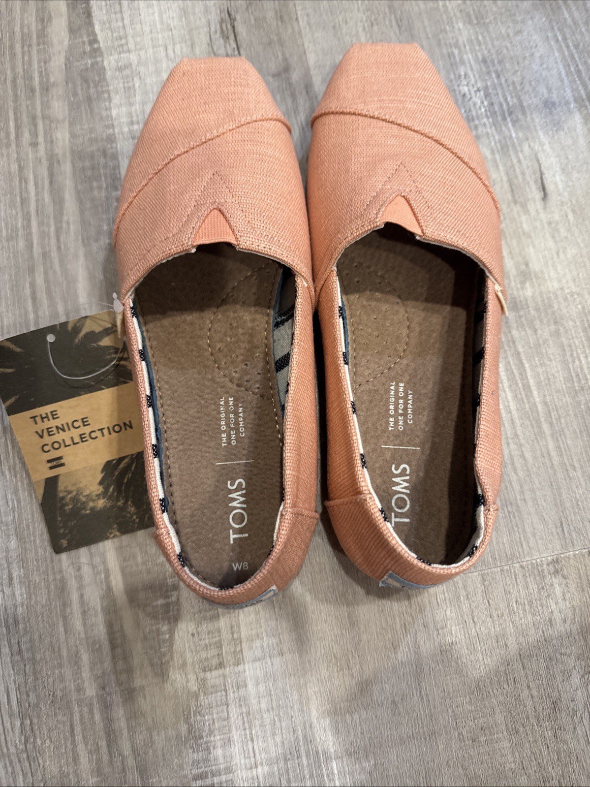TOMS Women’s Classic Alpargata Slip-On shoes in salmon pink canvas Size 8