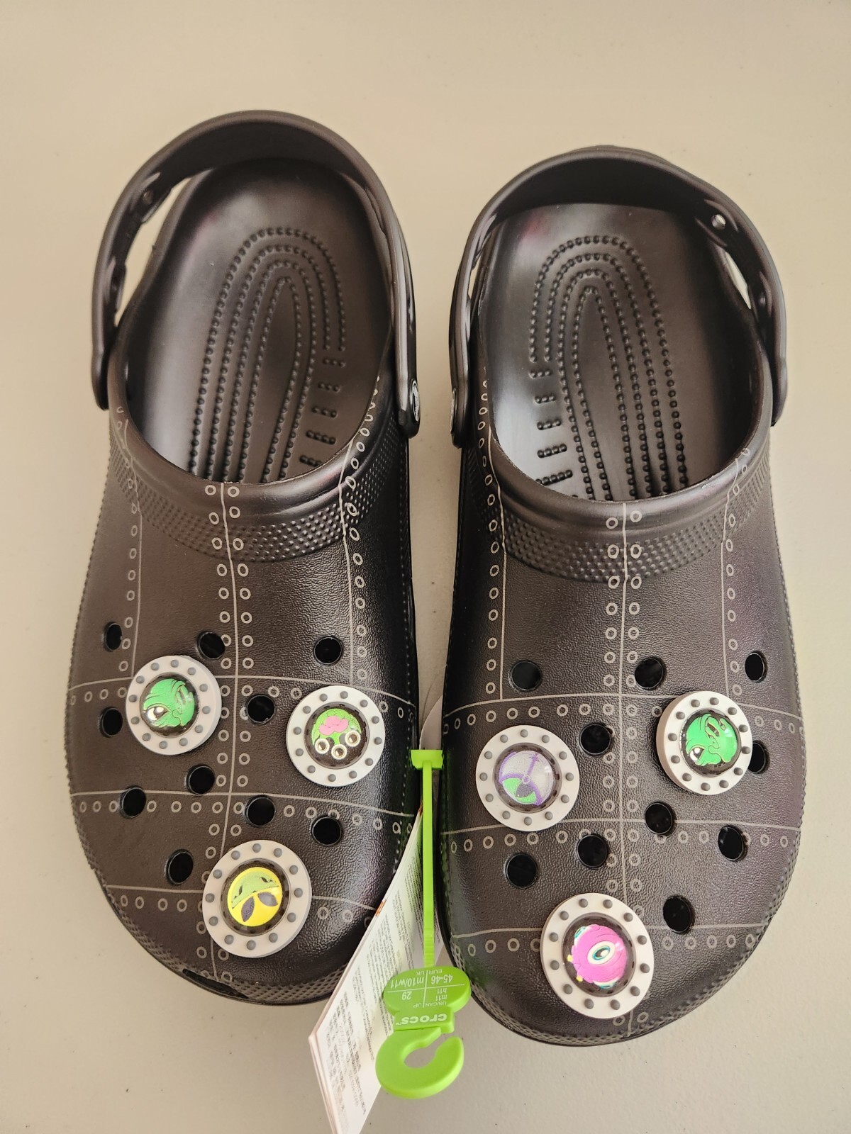 New Crocs Classic X Ron English AREA 54 Space Aliens Charms Size M11