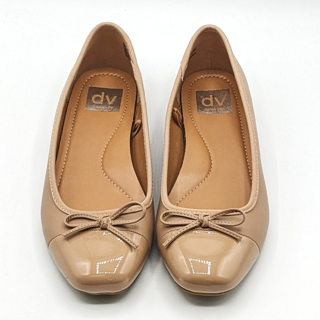 dv by Dolce Vita “Moxy” Classic Office Shoe Cushioned Ballet Flat (Café) NEW