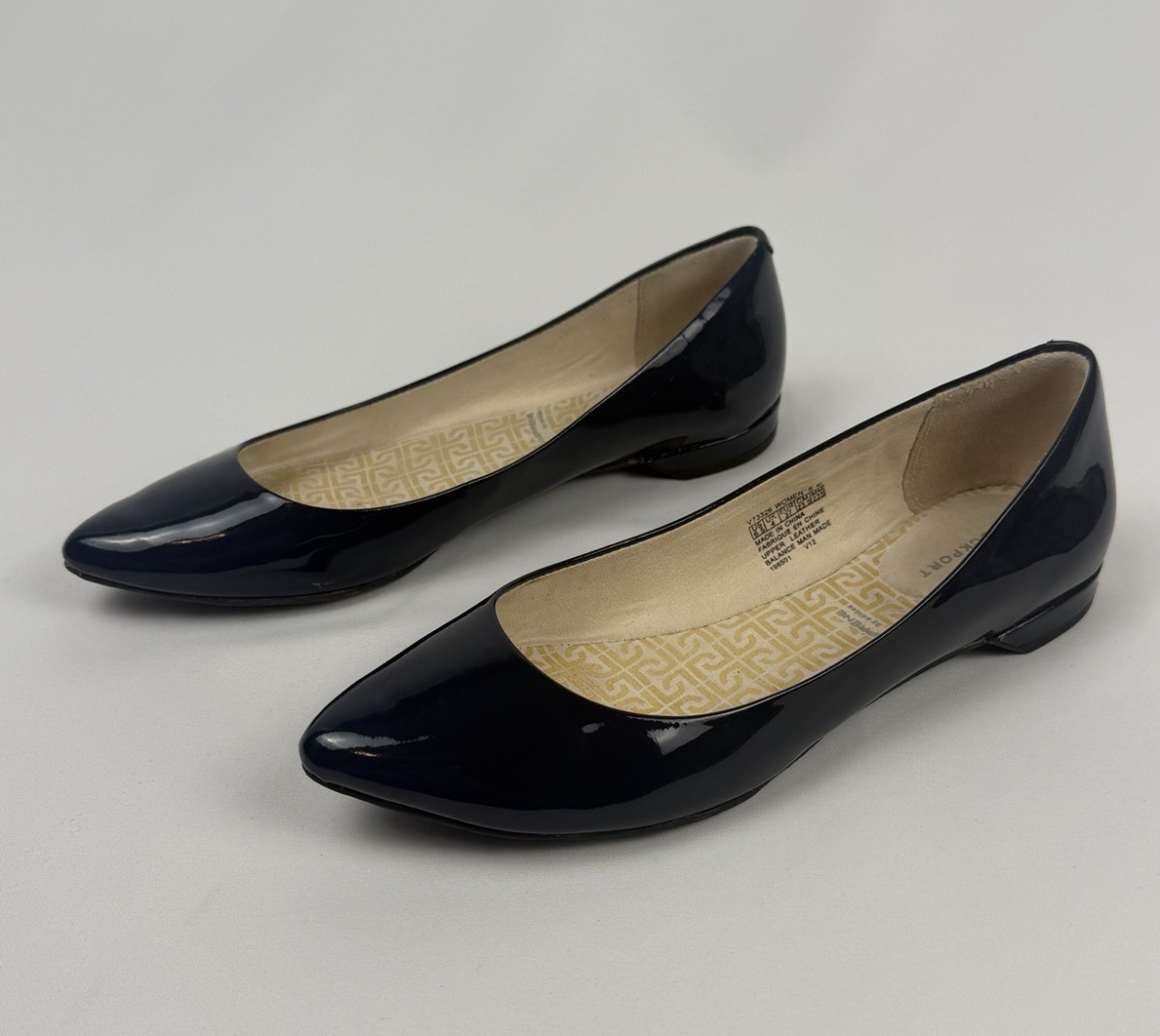 Rockport Women’s 6.5M Navy Patent Leather Pointed Toe Slip-On Ballet Flats
