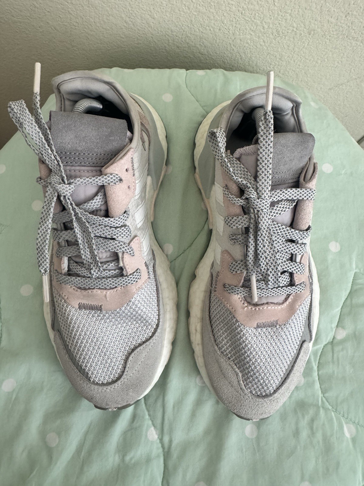 Adidas Nite Jogger Boost Grey One/Cloud White/Pink Tint Mesh Sneakers size 6