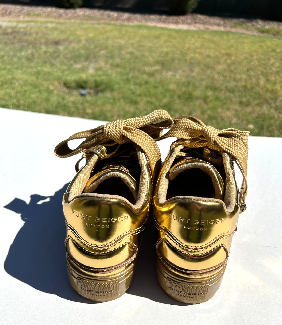 Kurt Geiger London Southbank Tag Platform Sneakers Sz 7.5 EUR 38 Gold $260 NEW