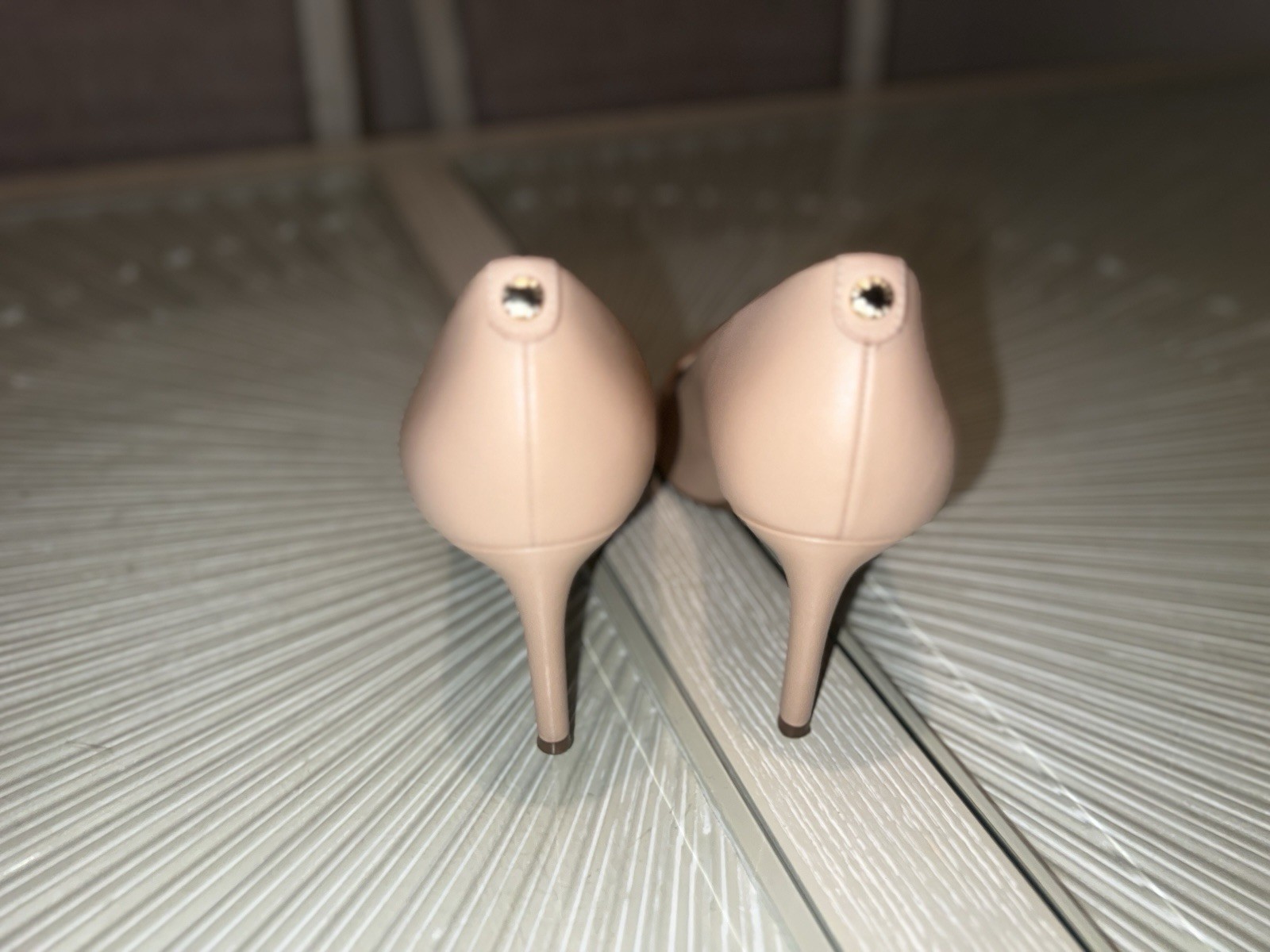 Michael Kors Women’s Beige Leather Pointed Toe Stiletto Pump Slip-On 7.5 M