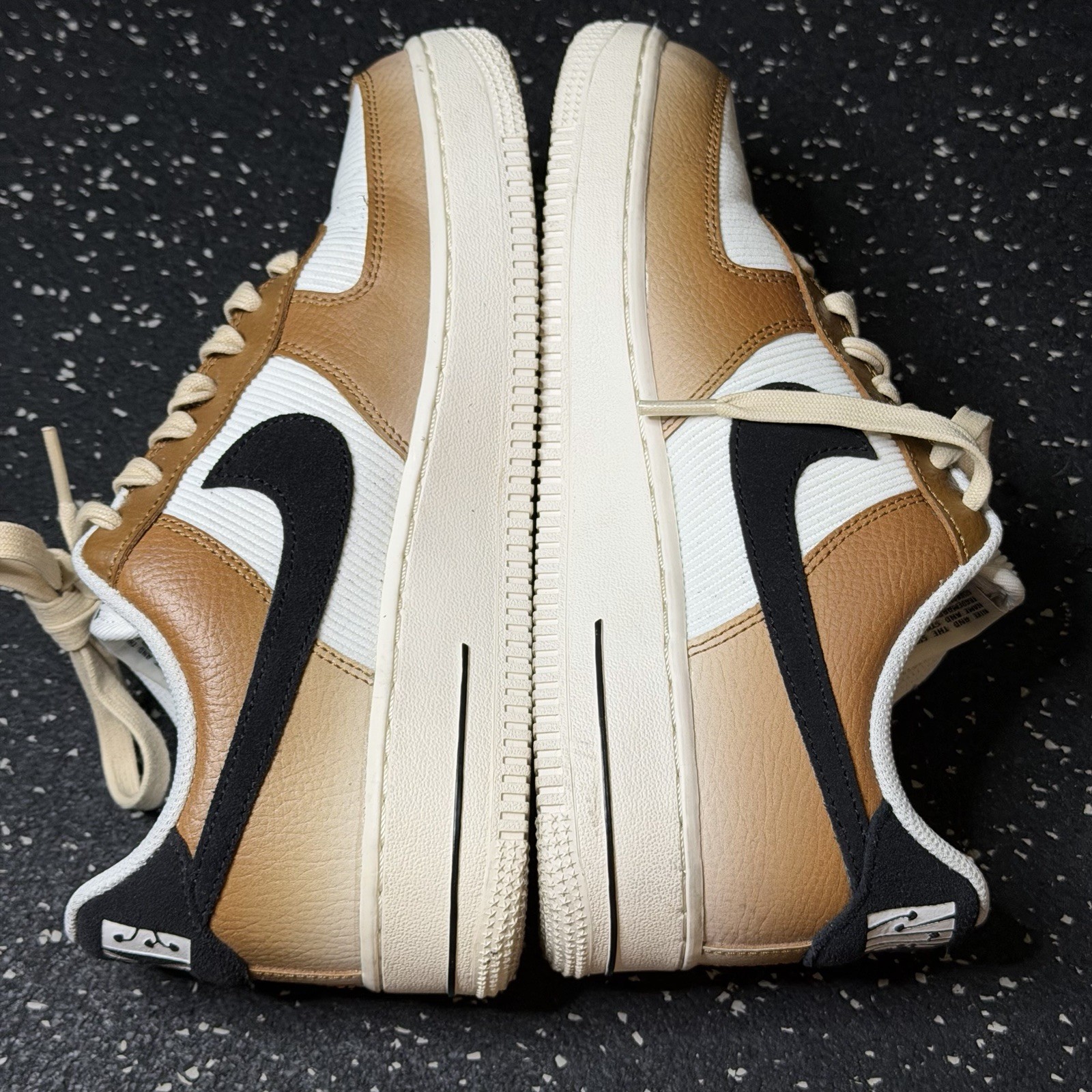 NIKE Womens Air Force 1 Low ’07 Ale Brown Sanddrift Sneakers Size 8.5