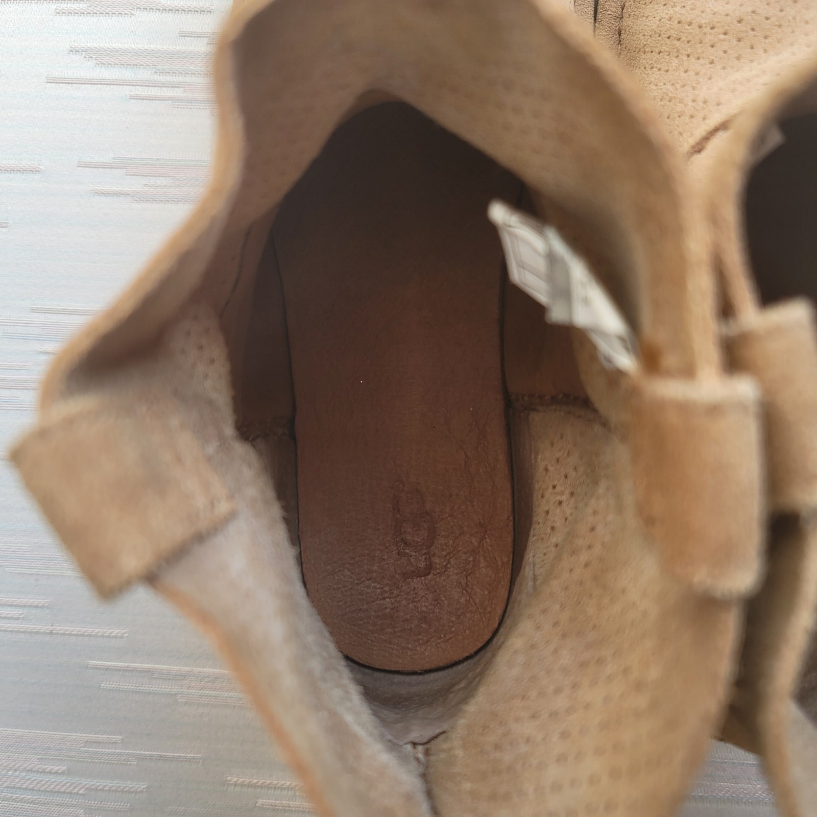 UGG Classic Unlined Mini Perforated Tawny Suede Leather Booties Booties Sz 5