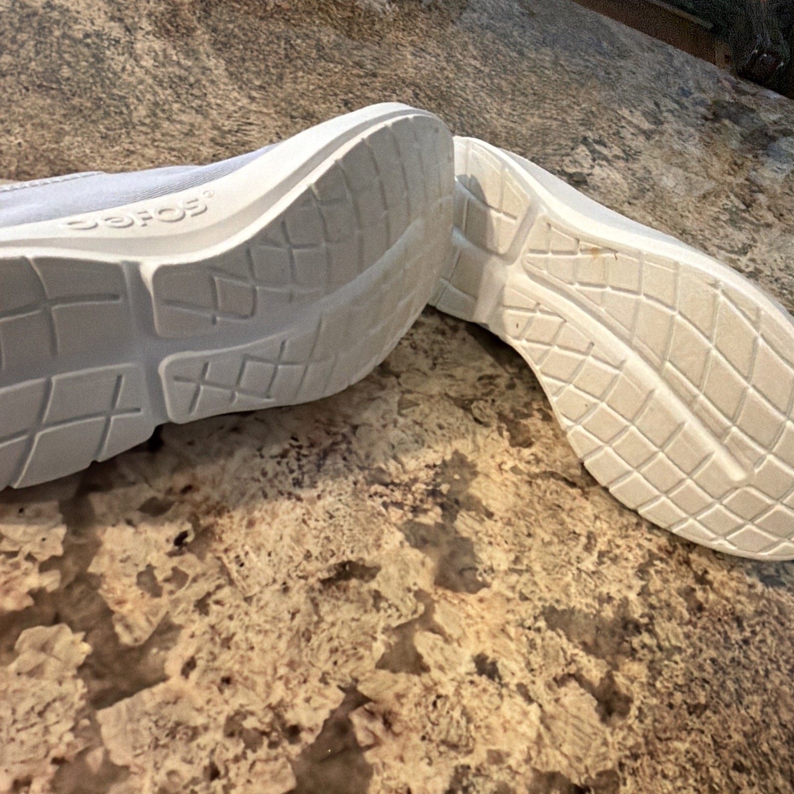 $129 OOFOS Women’s OOMG Eezee Shoes Pull On Blue Size 8 Worn Once