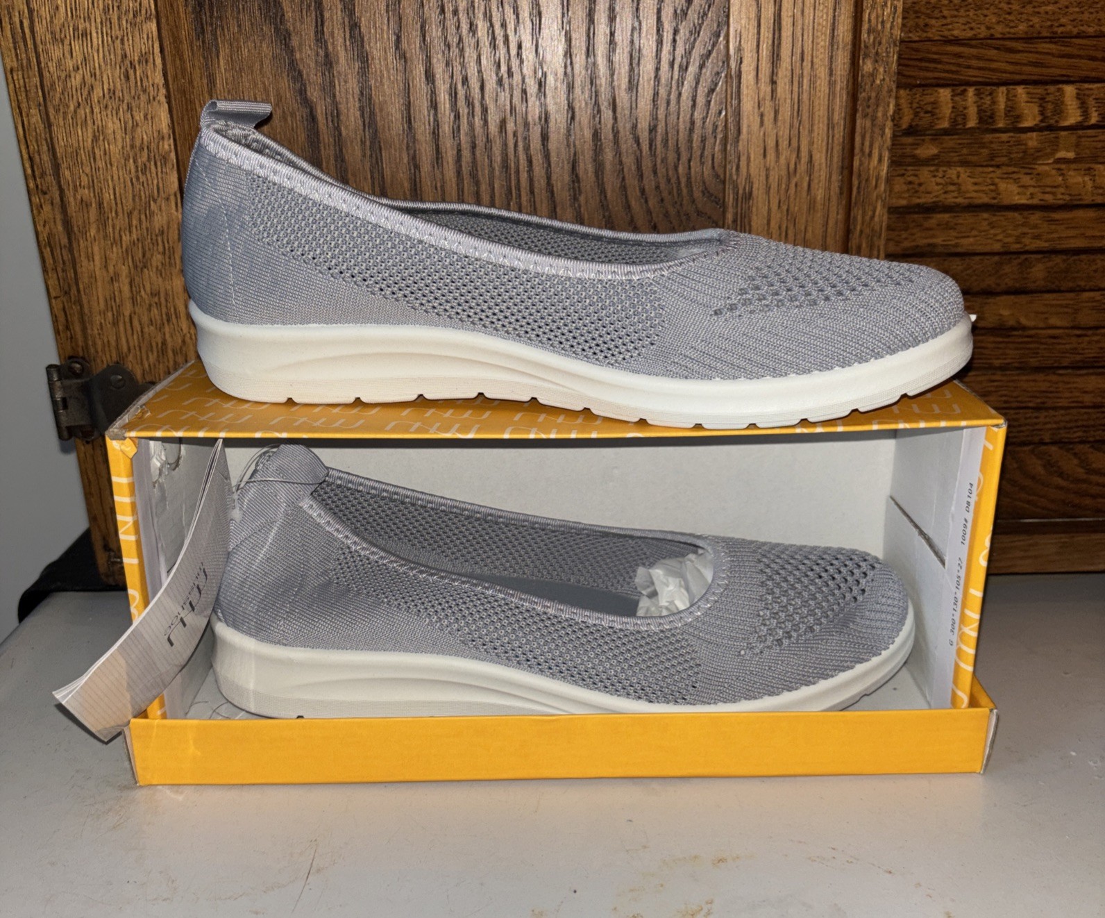 Musshoe Silver Mesh Comfort Shoes Women’s 9 New In Box