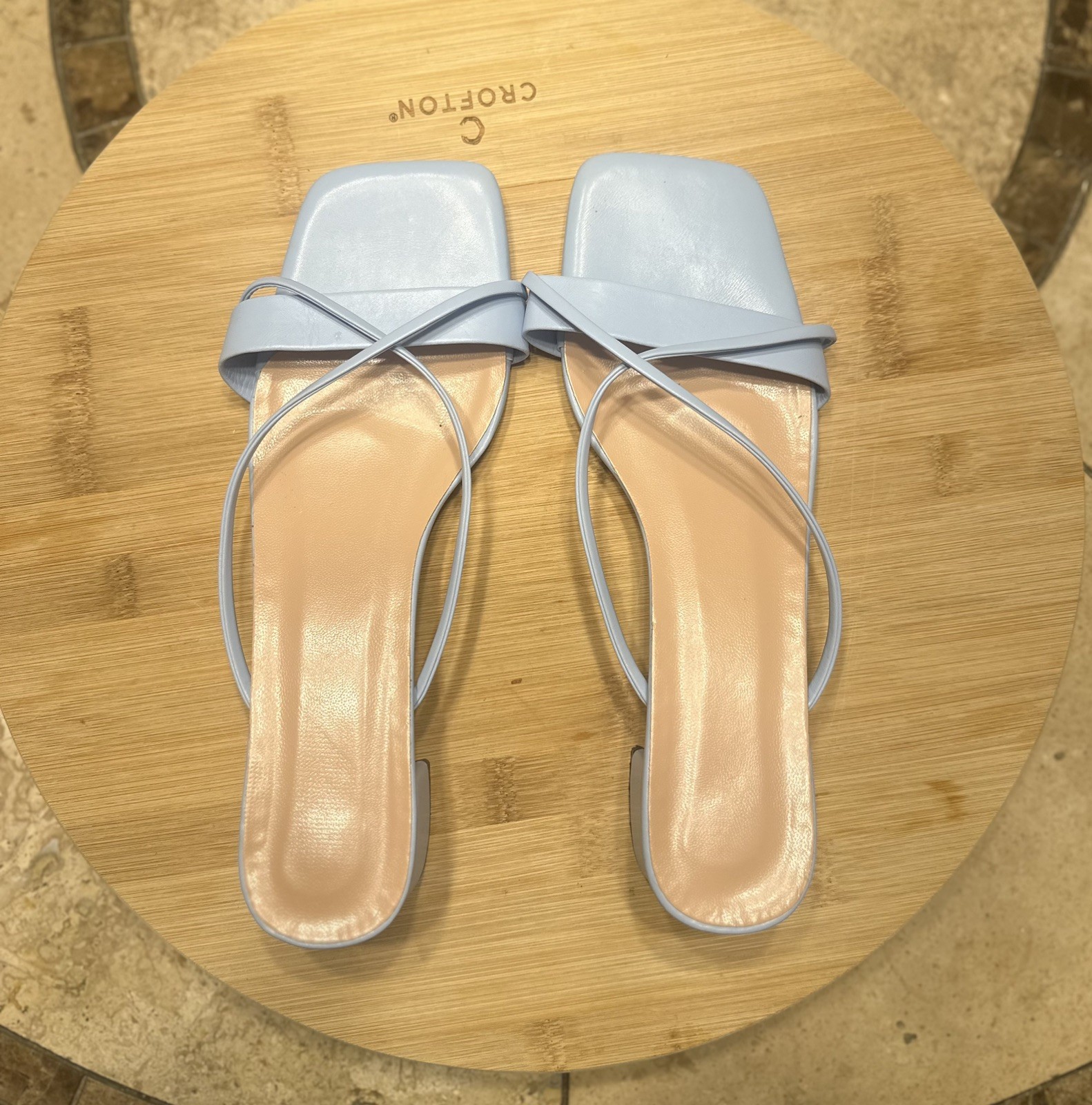 Women’s Blue Chunky Heel Summer/Dress Sandals – Size 9 1/2 – See Description