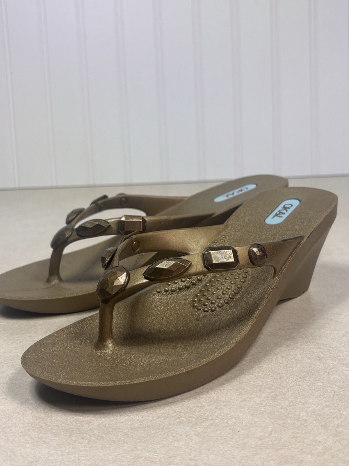 Oka B Alexa Jeweled Wedge Sandal Bronze Metallic Heel Flip Flop Womens S 25036
