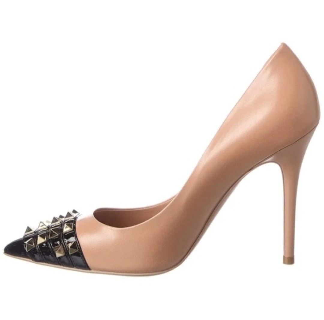 Valentino Garavani Rockstud Pointed Toe Pump Heels Beige/Black Leather 42
