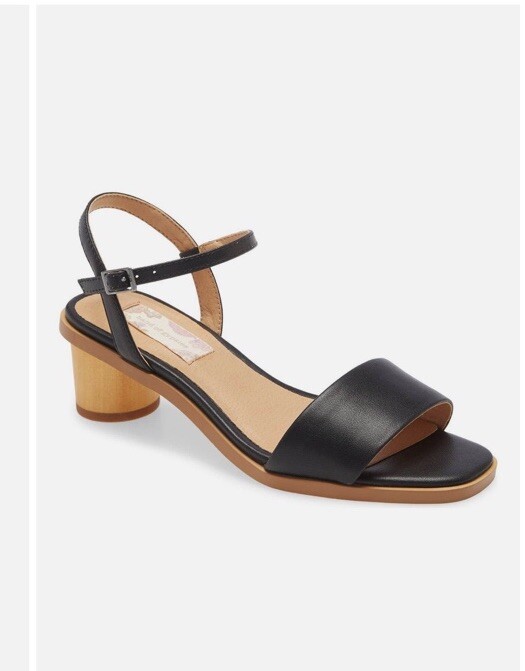 NIB Band of Gypsies Size 9 BLACK TOPANGA Sandals with Round wooden Heels