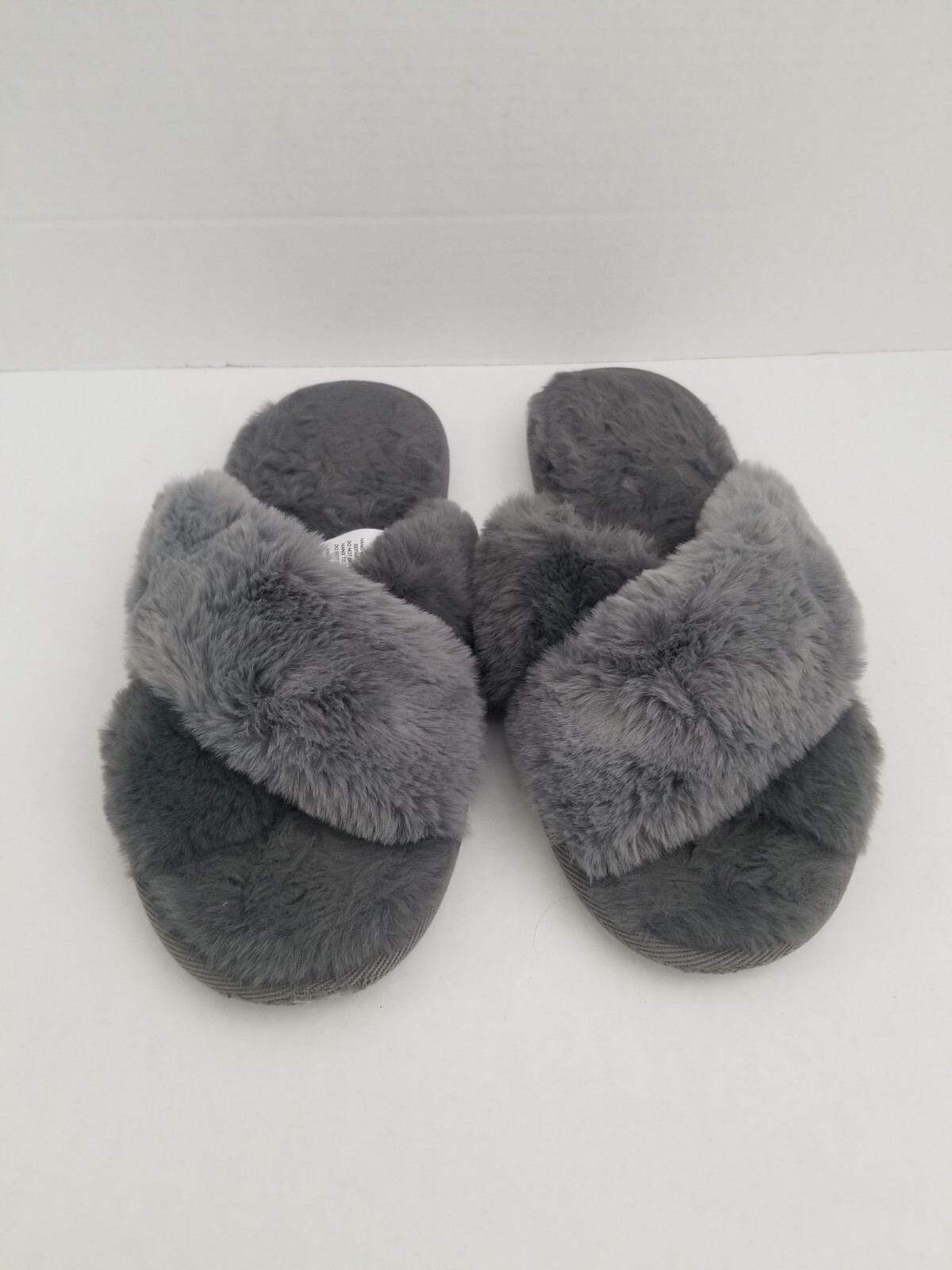 NORDSTROM Grey Fluffy Snuggle Cozy Plush Faux Fur Crisscross Slippers L = 9/10