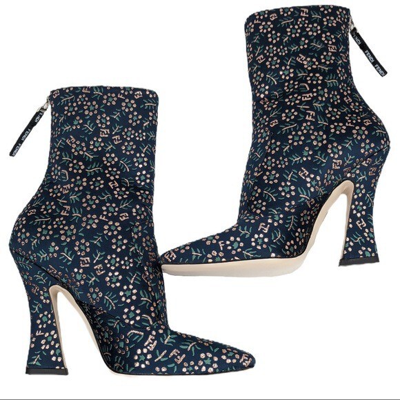 Fendi Boots 36 US 5.5 FFreedom Blue Floral Jacquard Square Toe Ankle NEW