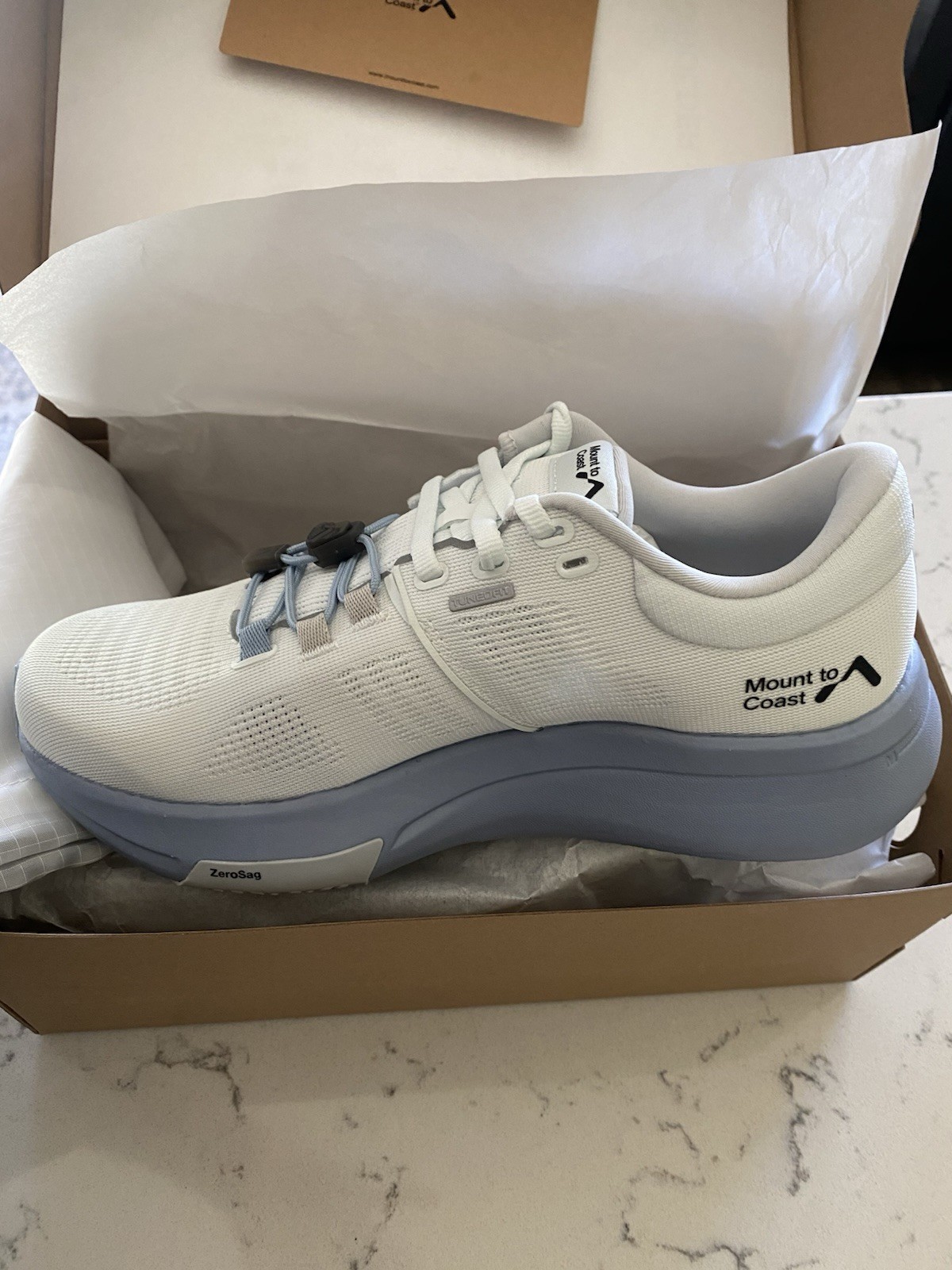 Mount to Coast R1 Twilight Athletic Sneakers Lace Up Mesh Low Top White Gray