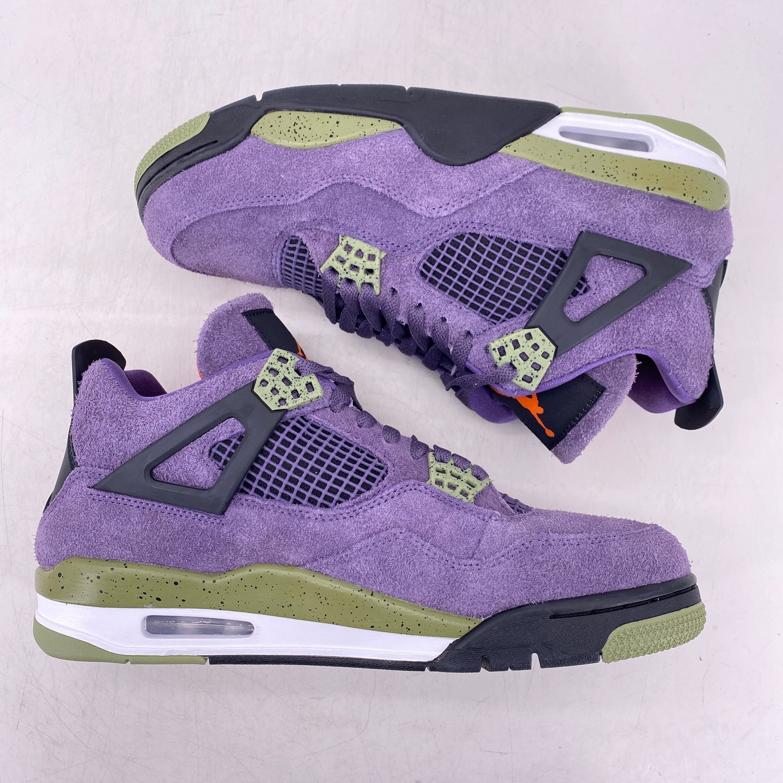 Air Jordan (W) 4 Retro «CANYON PURPLE» 2022 – Size 11W – aq9129 500 (6202-37)