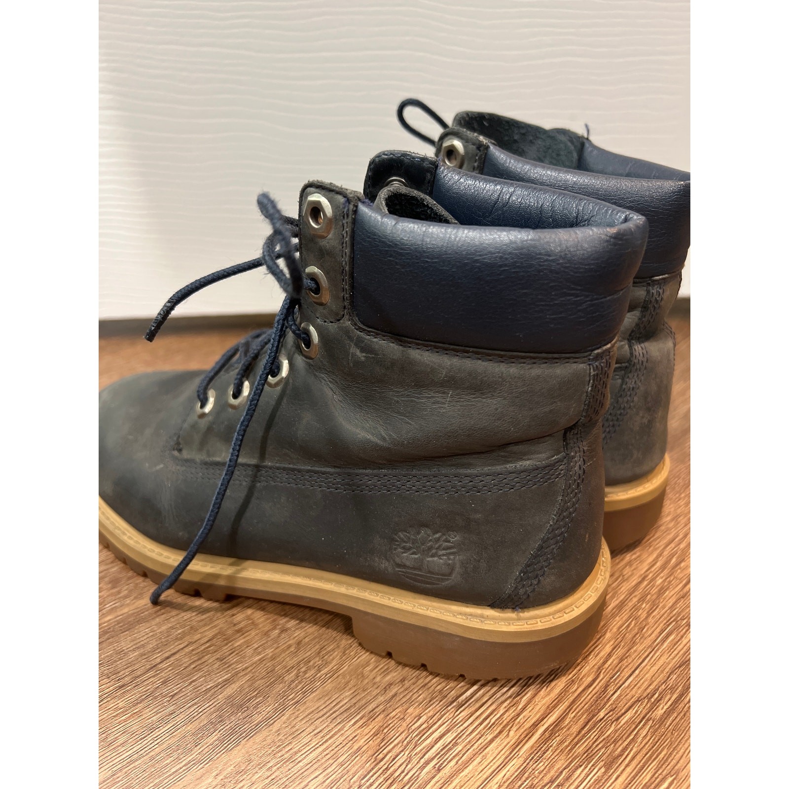 Timberland Premium 6-Inch Boots in Navy Leather EU 37 US 4.5