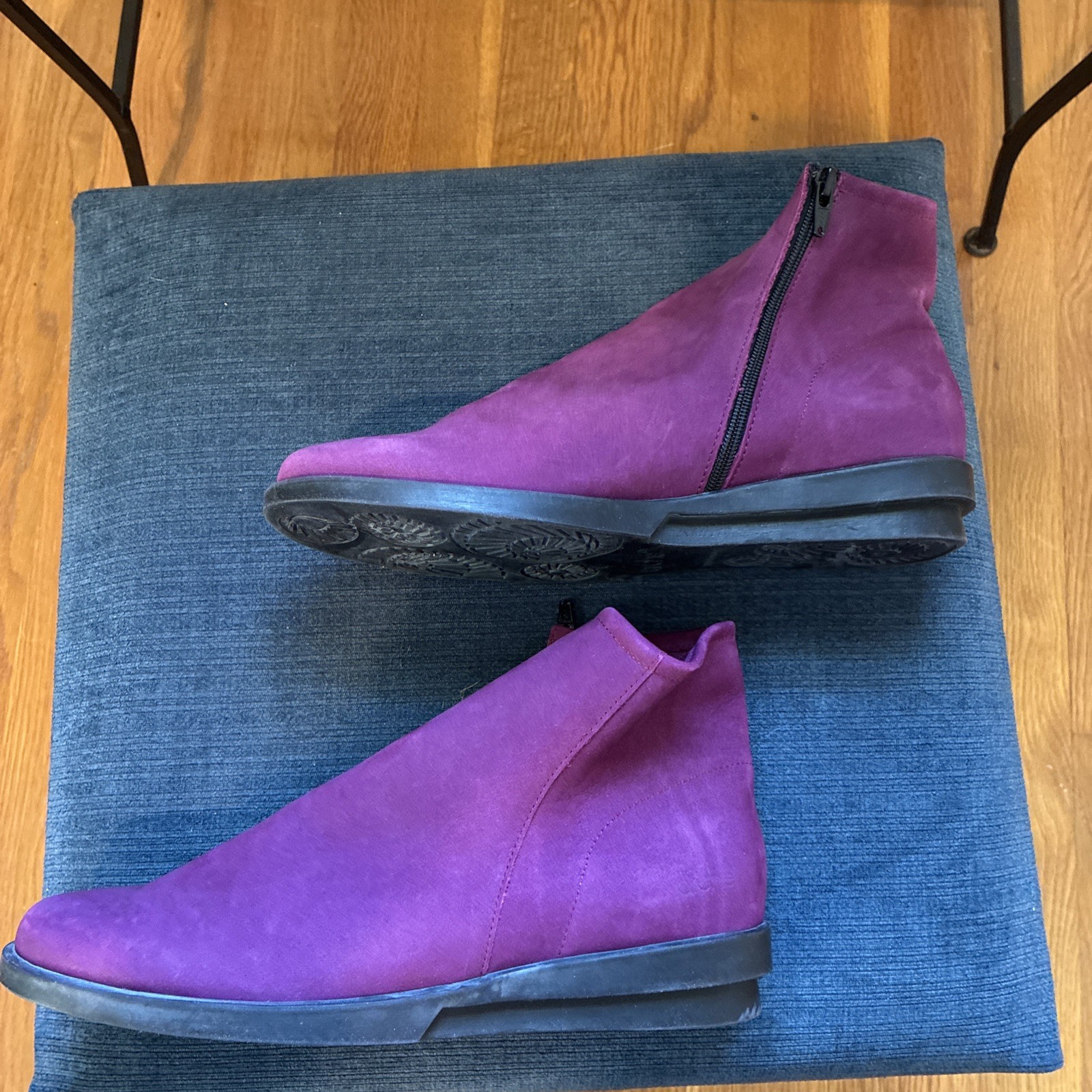 Arche Detyam purple nubuck ankle boots size 9