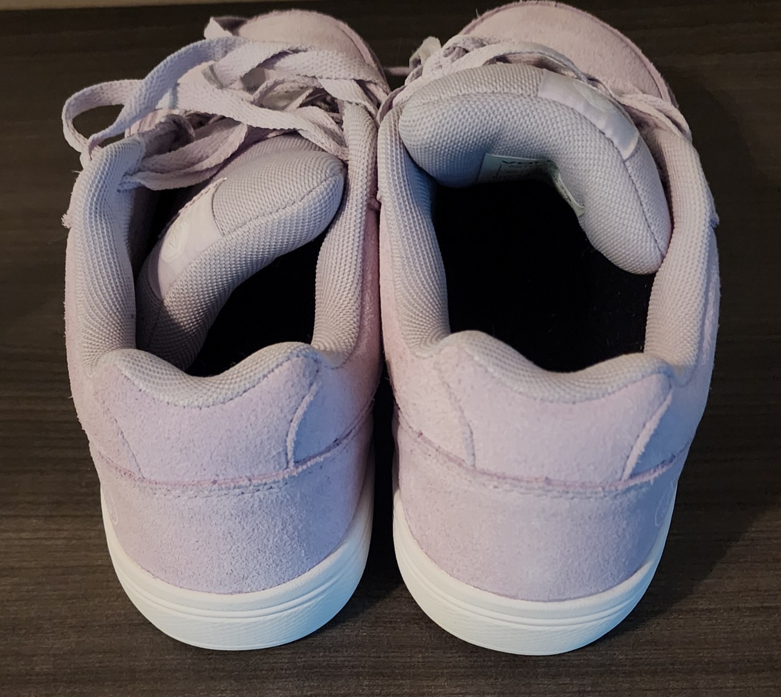 New Volcom Hybrid Skate Inspired Work Shoes-Womens Size 6W-Lilac-Purple