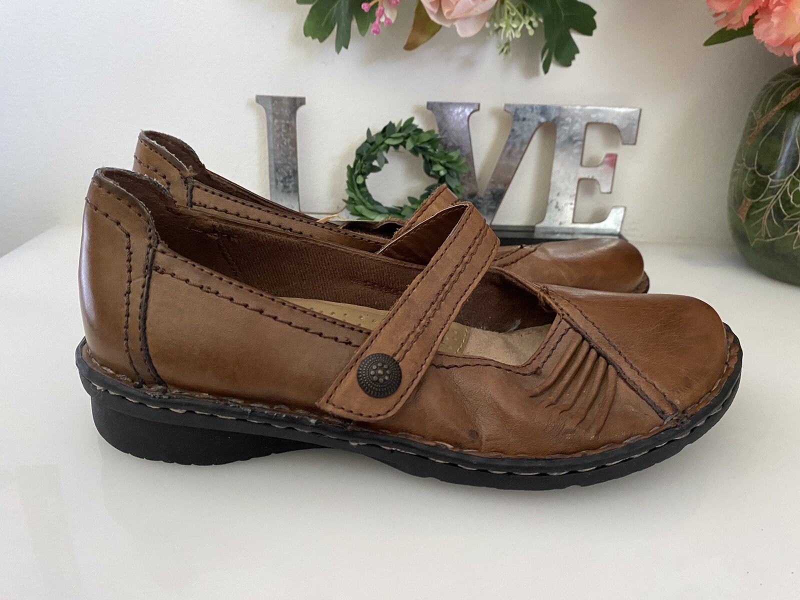 Earth Spirit Tabitha Shoes Brown Comfort Leather Right Shoe Sz 7 Left Shoe Sz 8