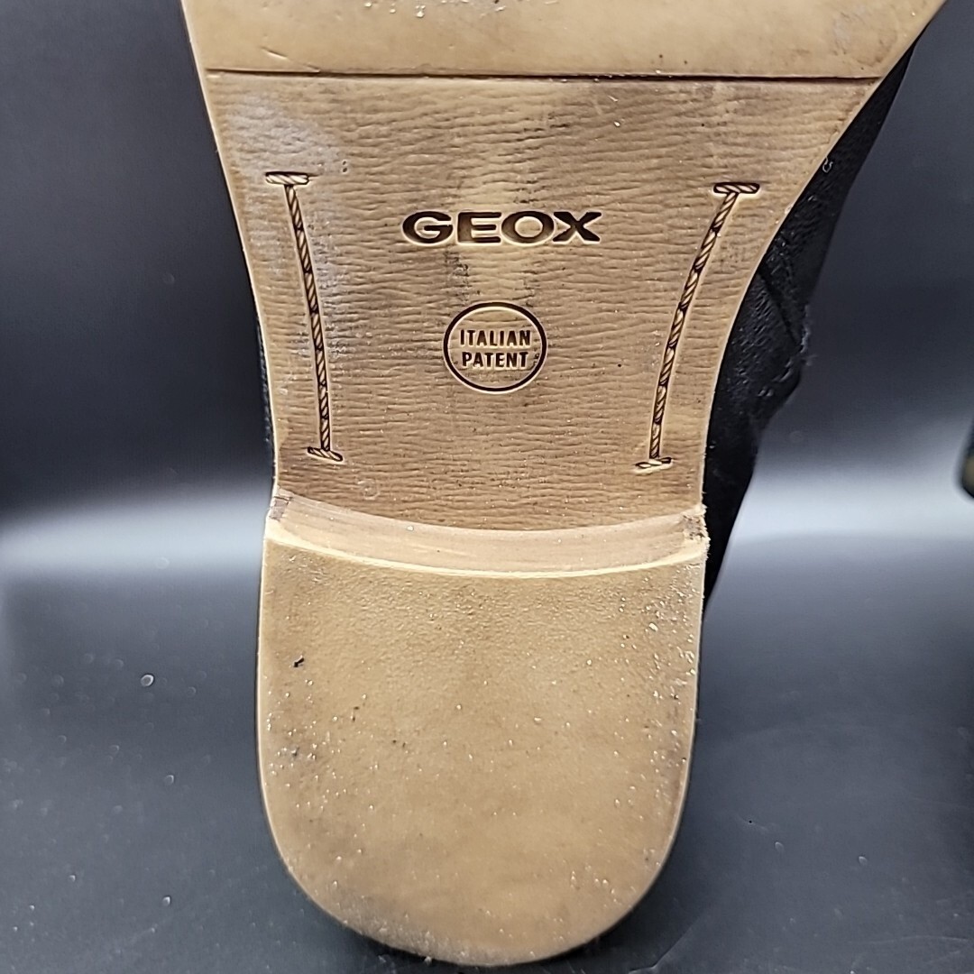 GEOX Respira Women’s 8.5 Black Leather Ankle Boots Studded Zipper