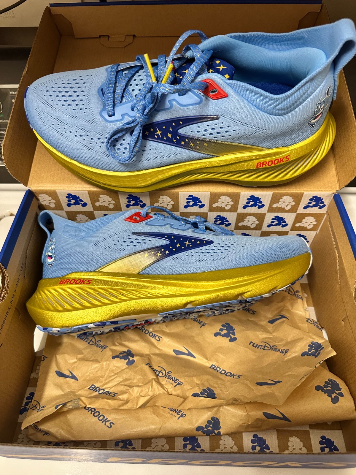 2026 runDisney Brooks Glycerin 23 Genie Running Shoes Women’s US Size 9.5