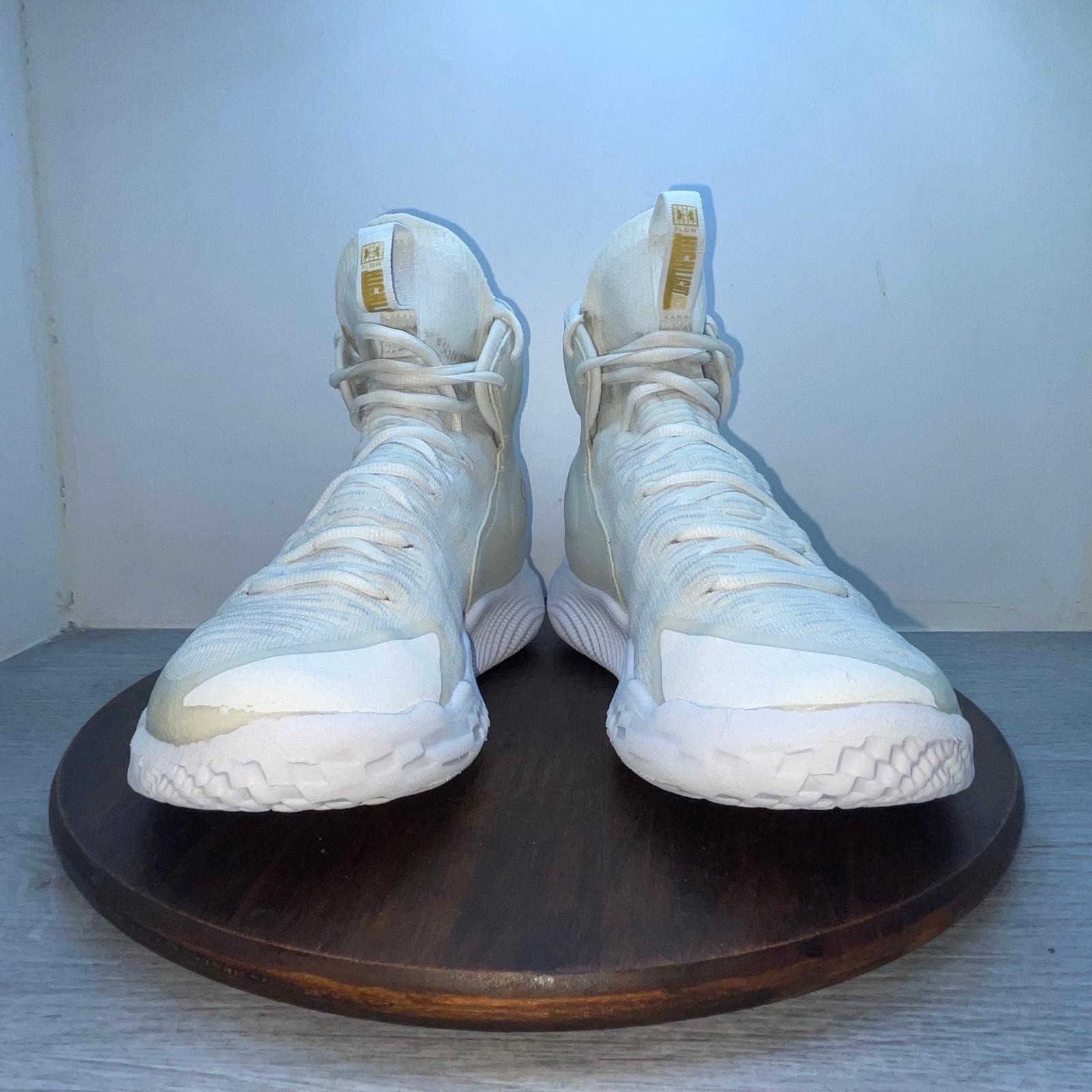 Under Armour Womens Flow Ace Highlight White Basketball Shoes Sneakers Size 8.5