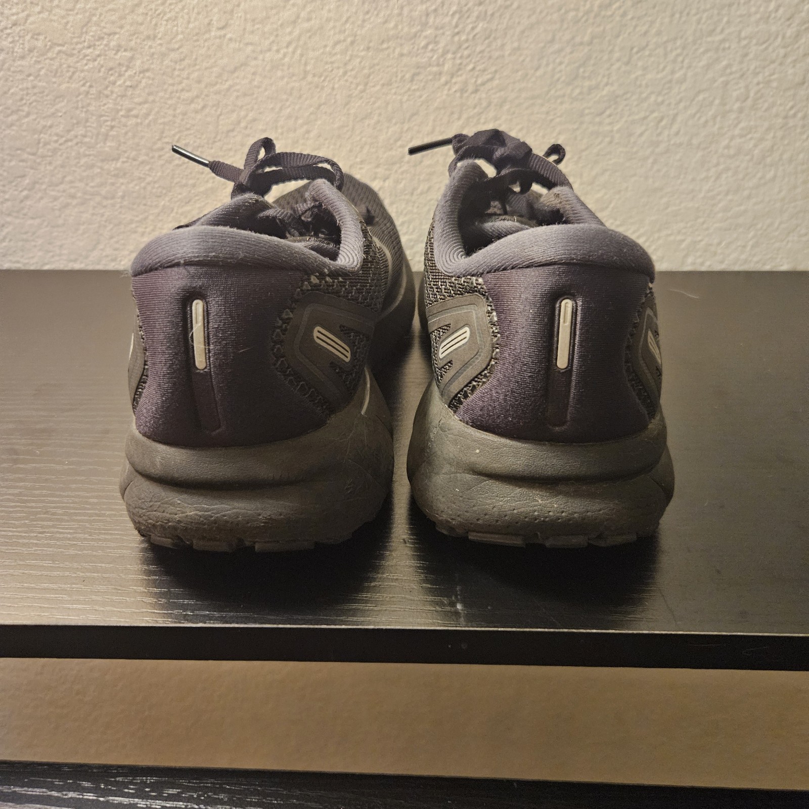 Brooks Ghost 14 Womens Size 9.5 Wide Black Gray Athletic Running Shoes Sneakers