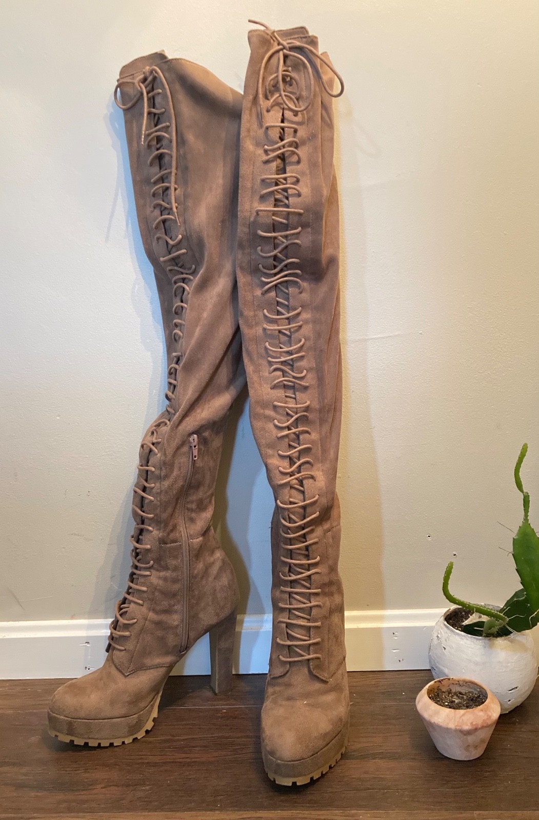 Women’s Over the Knee 30″ Tall Brown Suede Tie String Heel Platform Boots Size 9