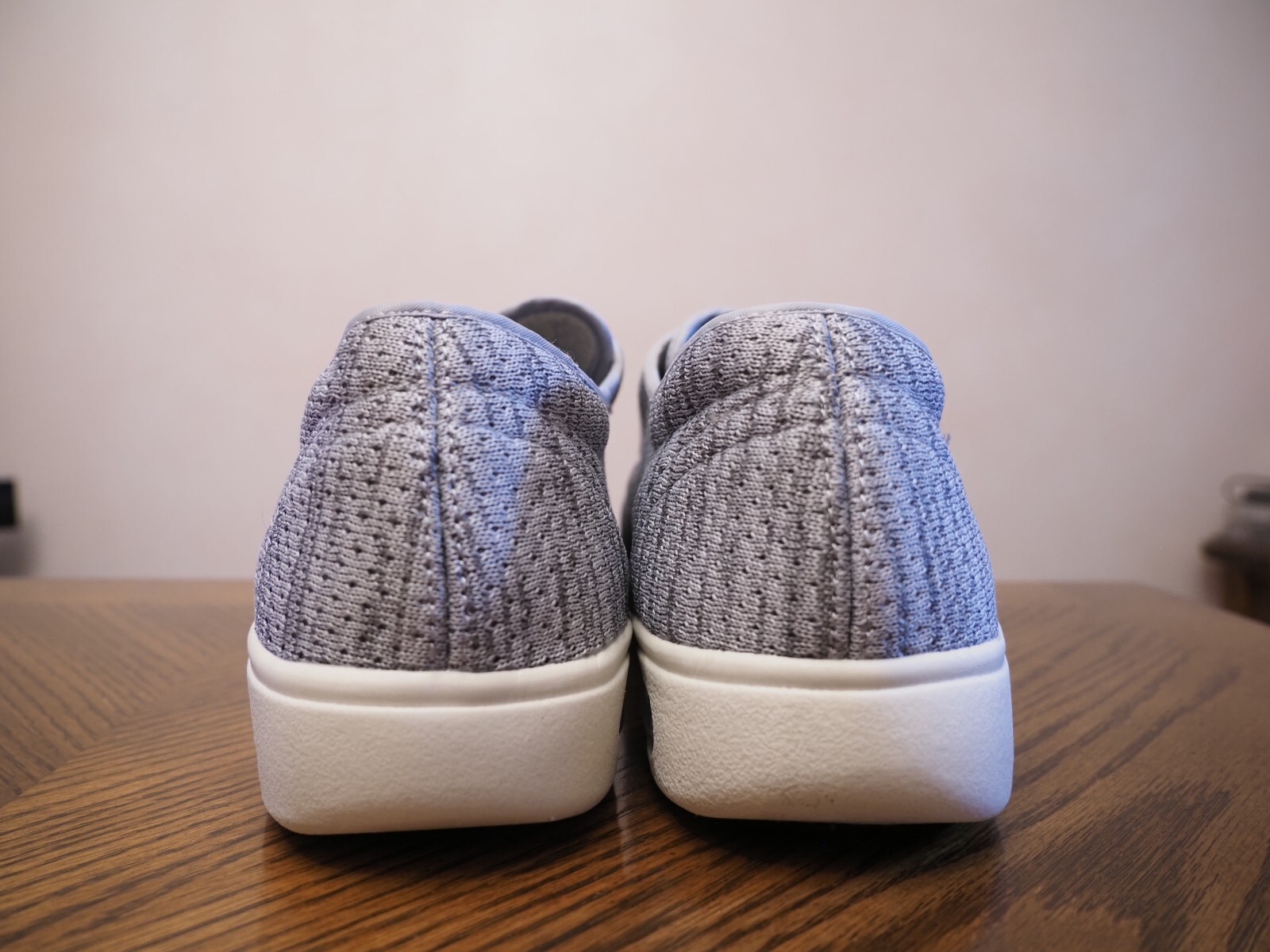 New YOUYUN Memory Foam Technology Gray Mesh Diabetic Unisex Shoes Size M-9 /W-10