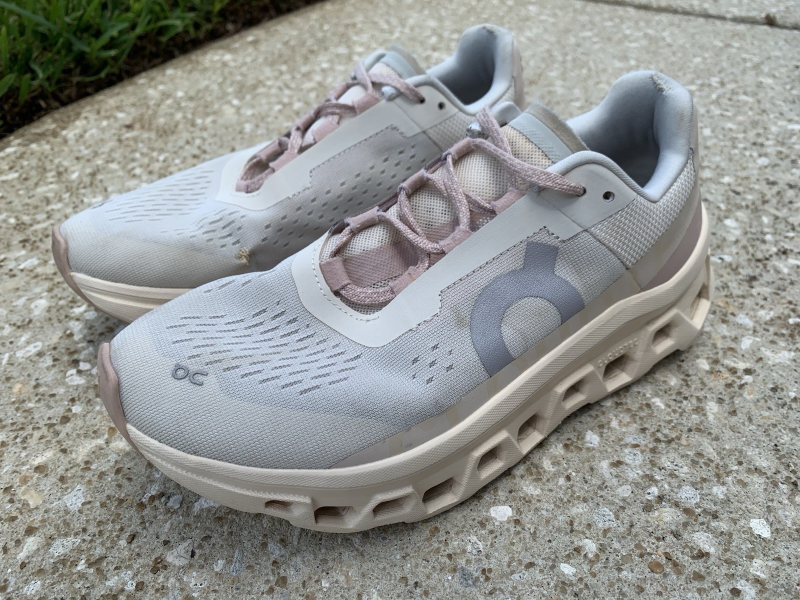 Size 8 – On Cloudmonster Moon Fawn Womens Athletic Running Shoes Sneakers