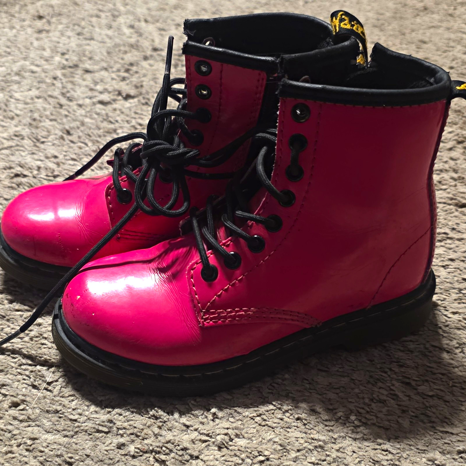 Dr. Martens Kids Pink Leather Combat Ankle Boots Lace-Up Round Toe 11