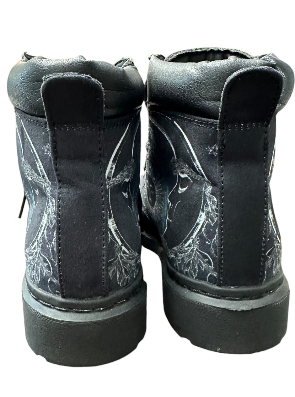 Yes We Vibe Vegan Leather Women’s Boots Moon Sun Faux Size 5