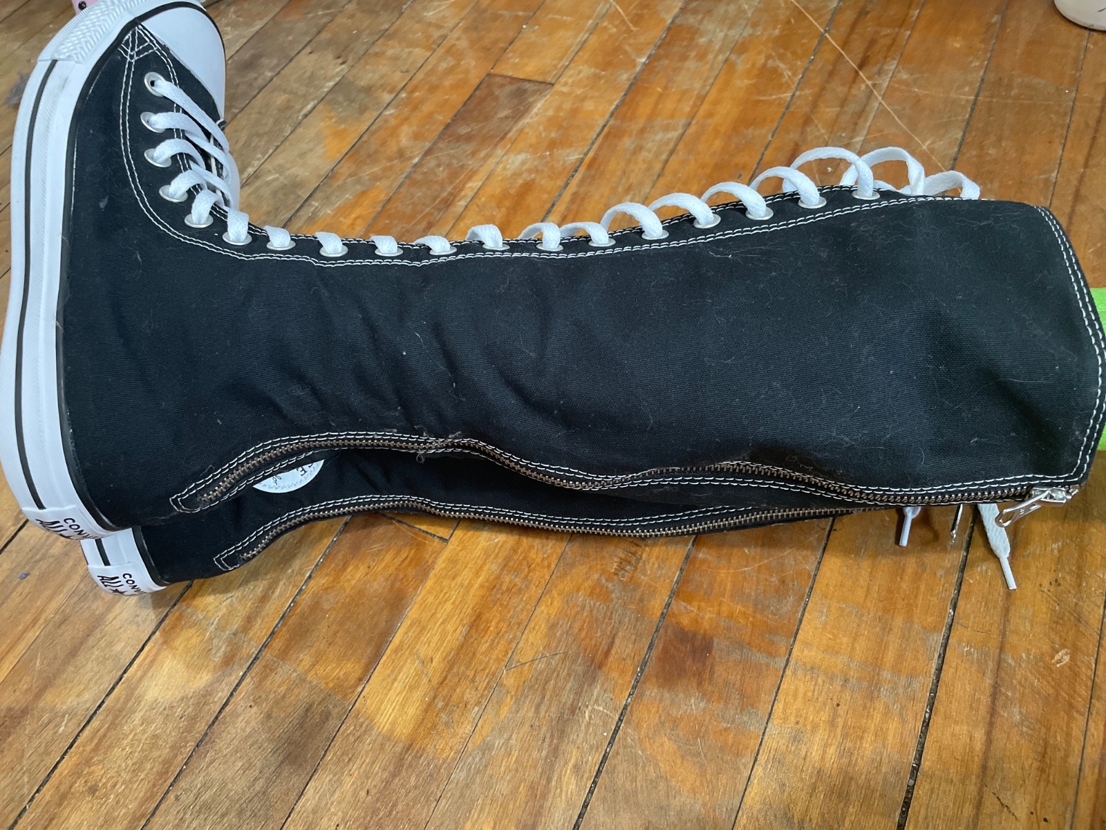 Size 10.5 – Converse Chuck Taylor All-Star Knee High Black