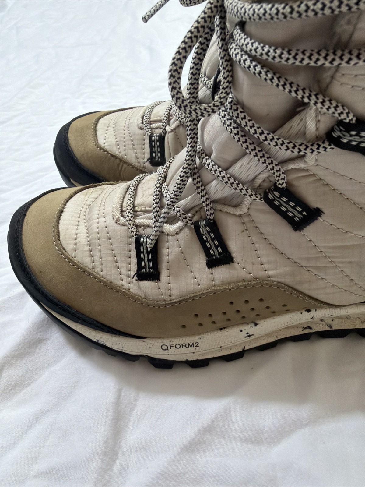 Merrell Antora Sneaker Boot Women’s Size 9 Beige Brown