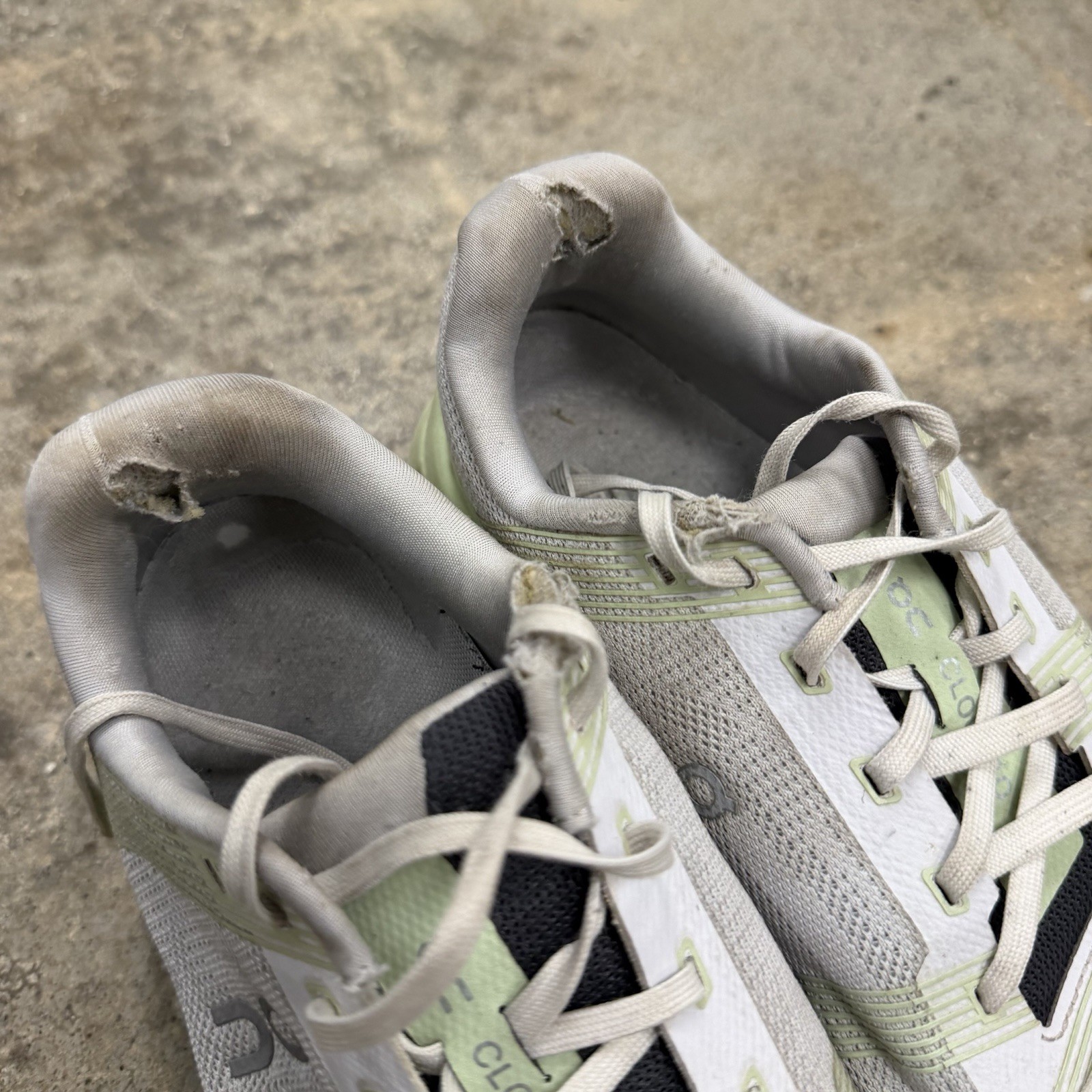 *HEAVY DISTRESS* On Cloudgo Gray Green Trainer Running Shoes Womens Size 8.5