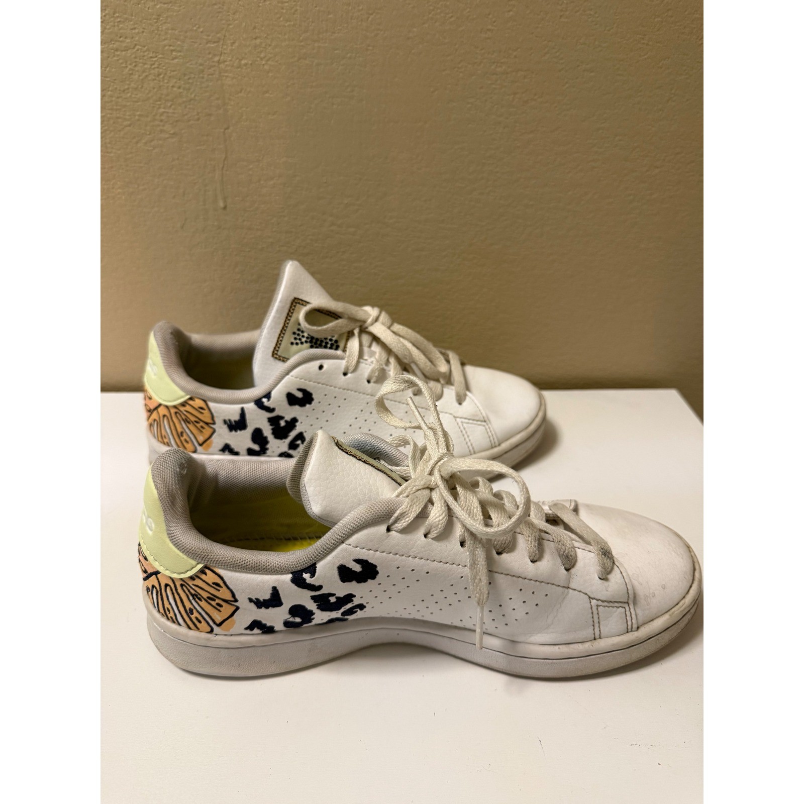 Adidas Advantage Farm Rio Womens Sneakers White Leopard Tropical GZ4044 Size 8.5