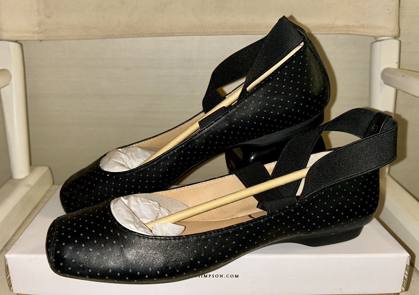 Jessica Simpson “Mandalay8” Ballet Flat Black Perforated Italia Nappa Leather 9M