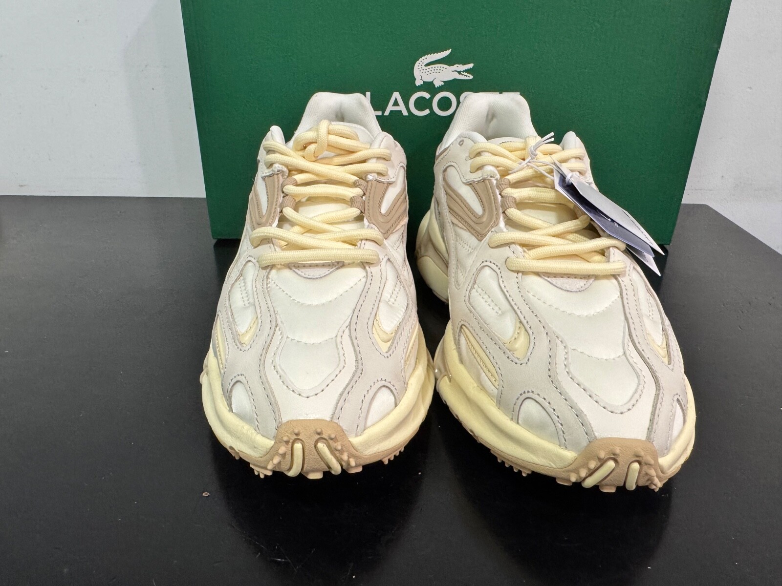 Lacoste L003 2K24 Women’s 2025 Sneakers Off White / Light Brown. Size 7 US