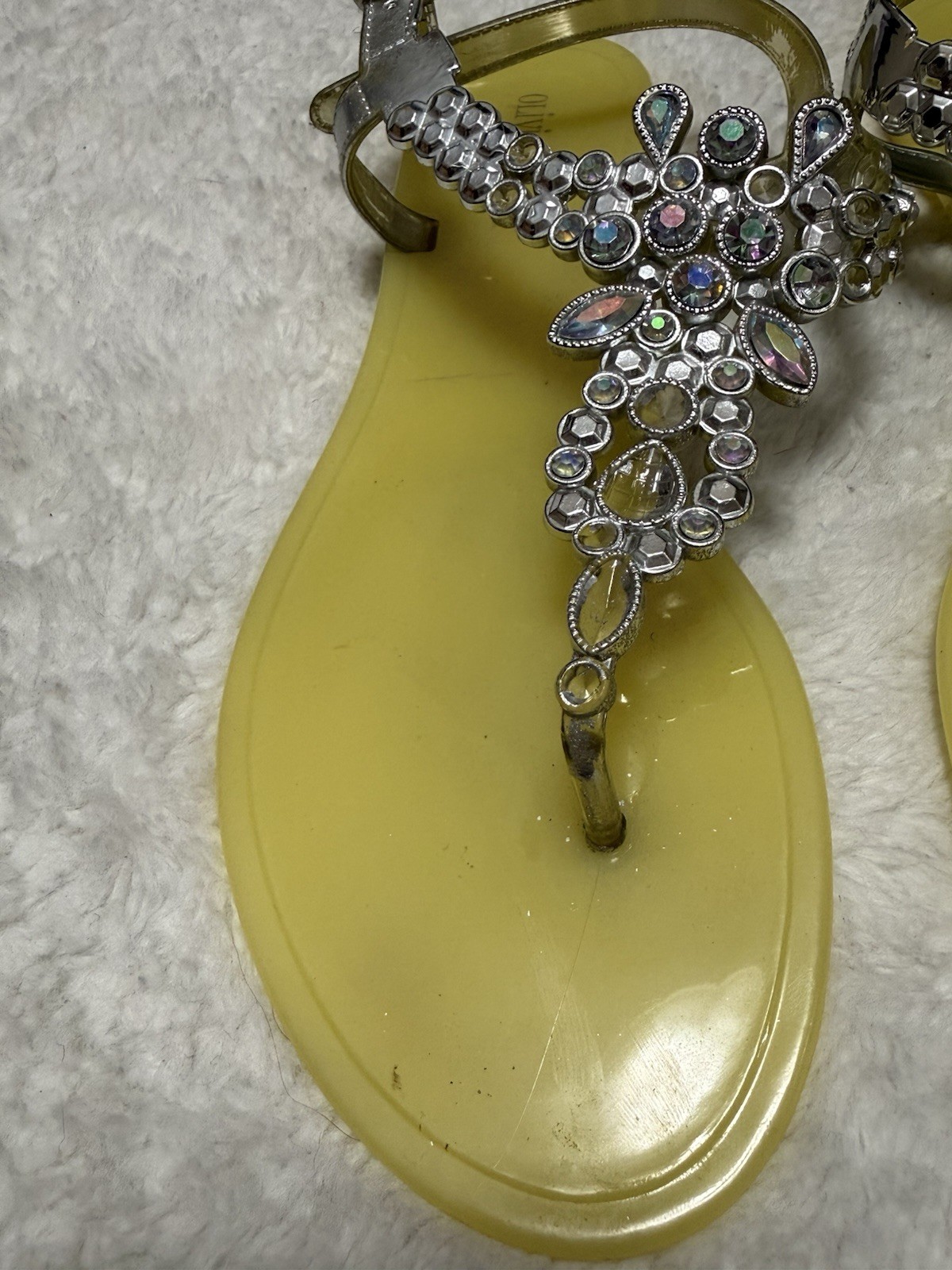 EUC Olivia Miller Rhinestone Yellow Thong Jelly Euro Summer Glam Resort Y2K 9