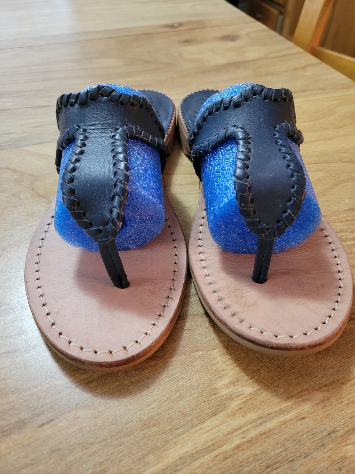 Navy Blue 100% Leather Flat Thong Sandals By JACK ROGERS sz 6. Very Clean