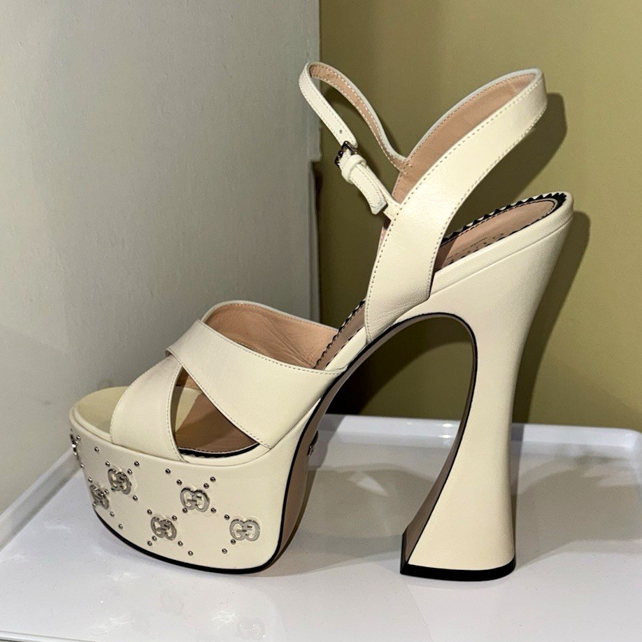Gucci Ivory Leather Platform Ankle Strap Open Toe Buckle Heel US 10.5
