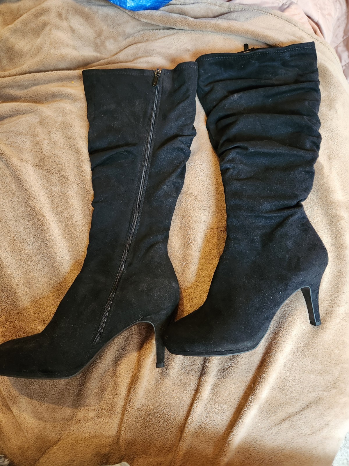 Women’s Black Knee-High Pointed Toe Zip Stiletto Boots, Synthetic Upper 9.5