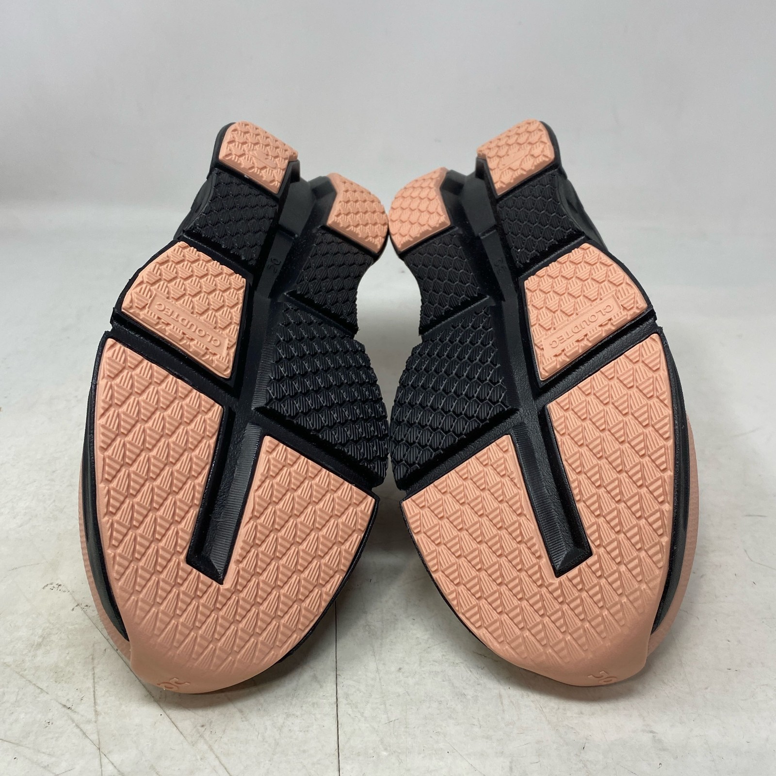 On Running Cloudgo Women’s 8.5 Rose/Magnet Running Shoes