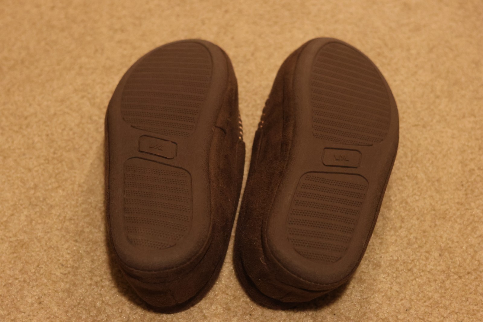 Large L XL Animal Crossing Tom Nook Brown Slippers – Only worn once or twice!