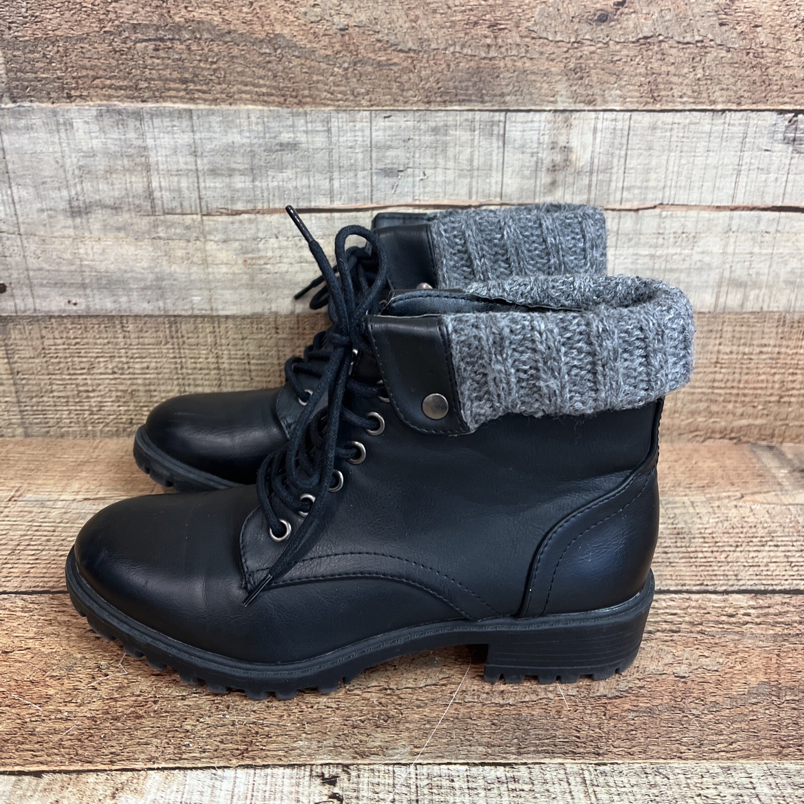 Celebrity NYC Bootie Girls Size 6