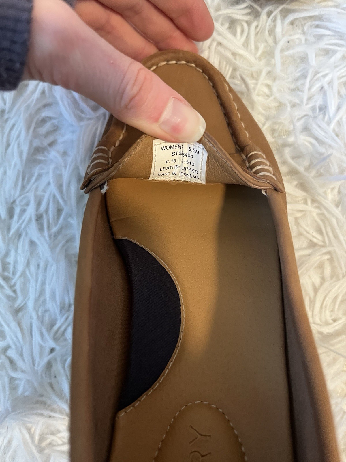Sperry Women’s Authentic Slip-On Loafers size 5.5 in Tan Smooth
